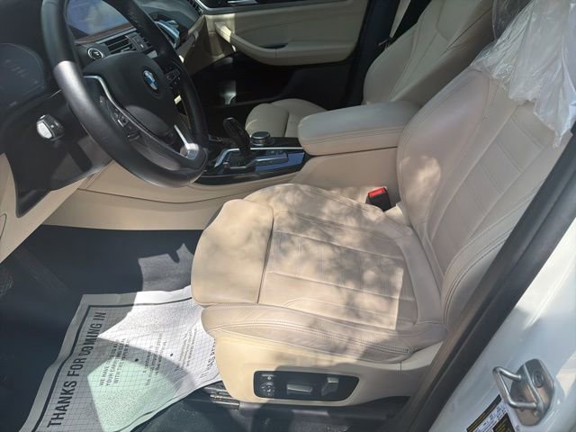 Used 2021 BMW X4 xDrive30i w/ Premium Package AWD/4WD image 5