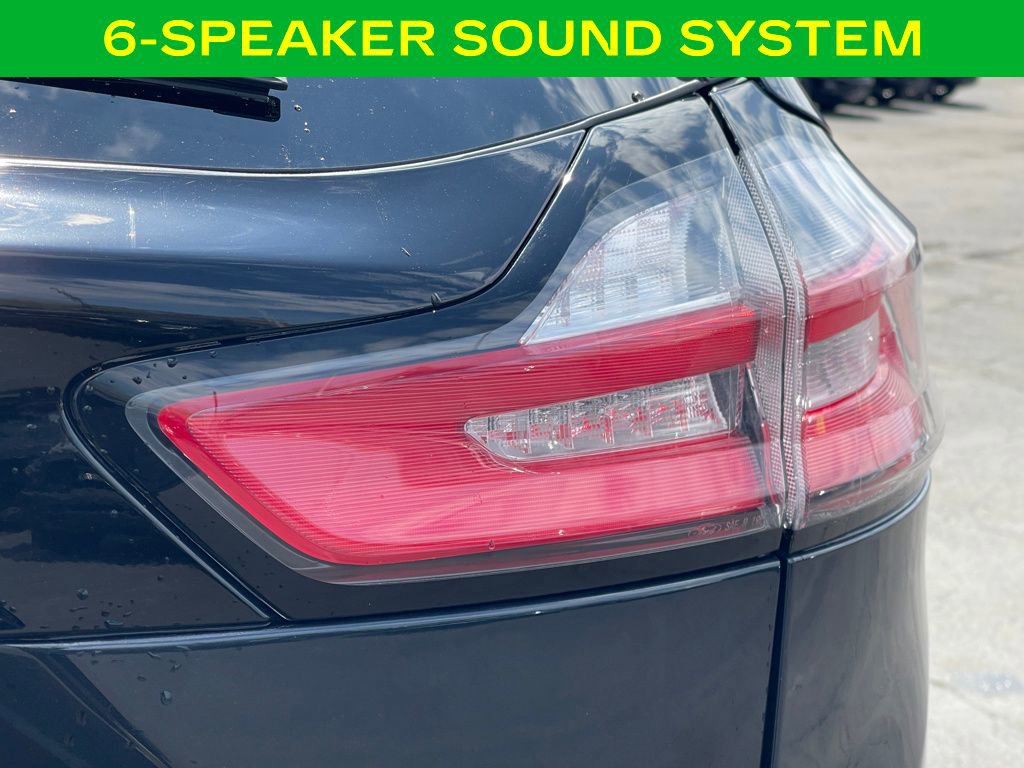 Used 2022 Ford Edge SEL image 13