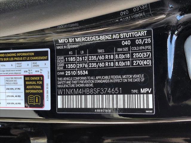 Used 2025 Mercedes-Benz GLC 300 4MATIC image 25