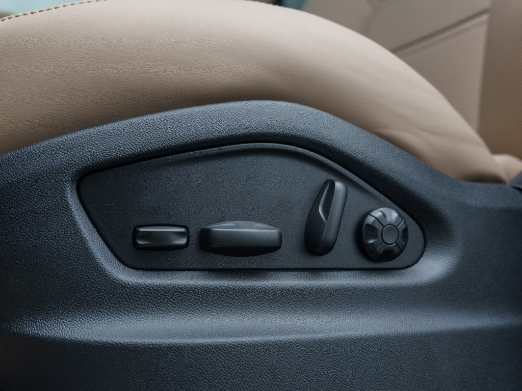 New 2026 Porsche Cayenne E-Hybrid AWD/4WD image 20
