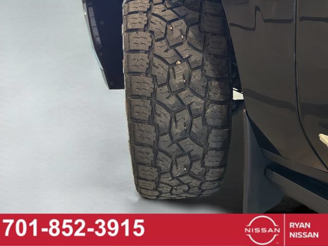Used 2023 GMC Yukon Denali w/ Max Trailering Package AWD/4WD image 24