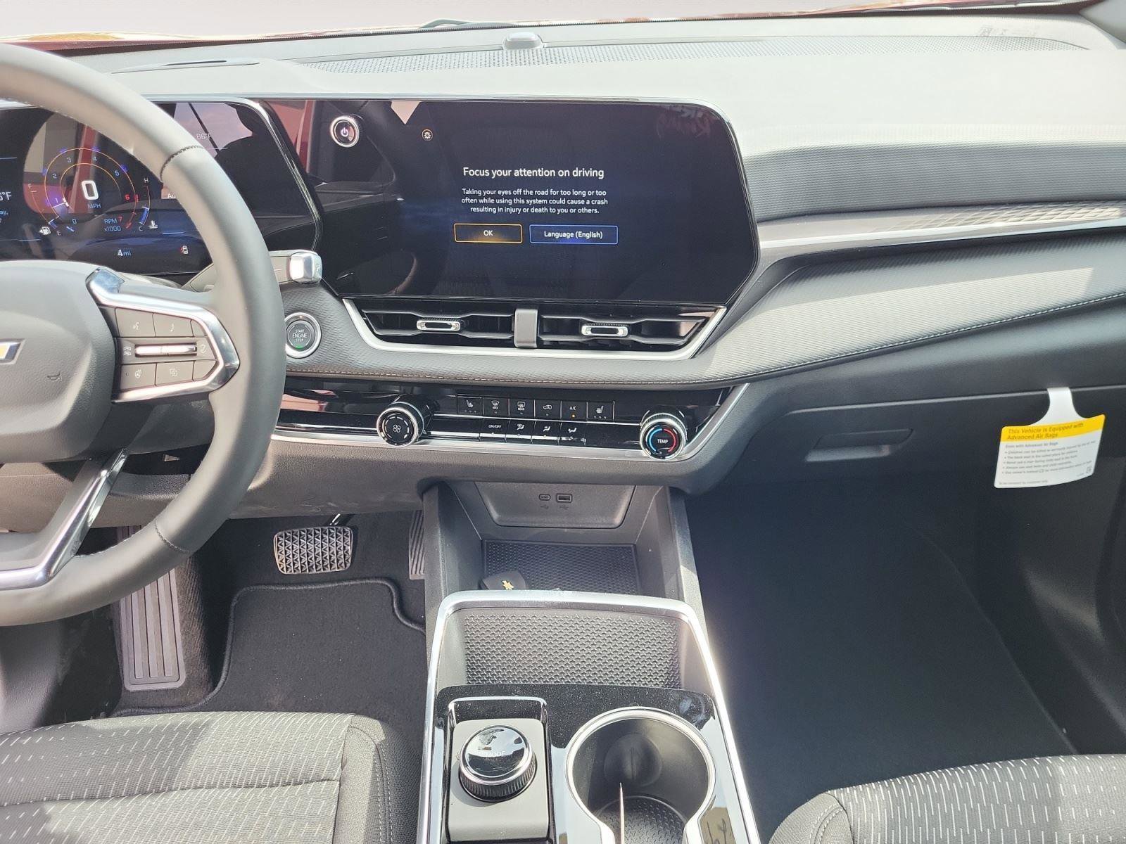 Used 2026 Chevrolet Equinox LT image 12