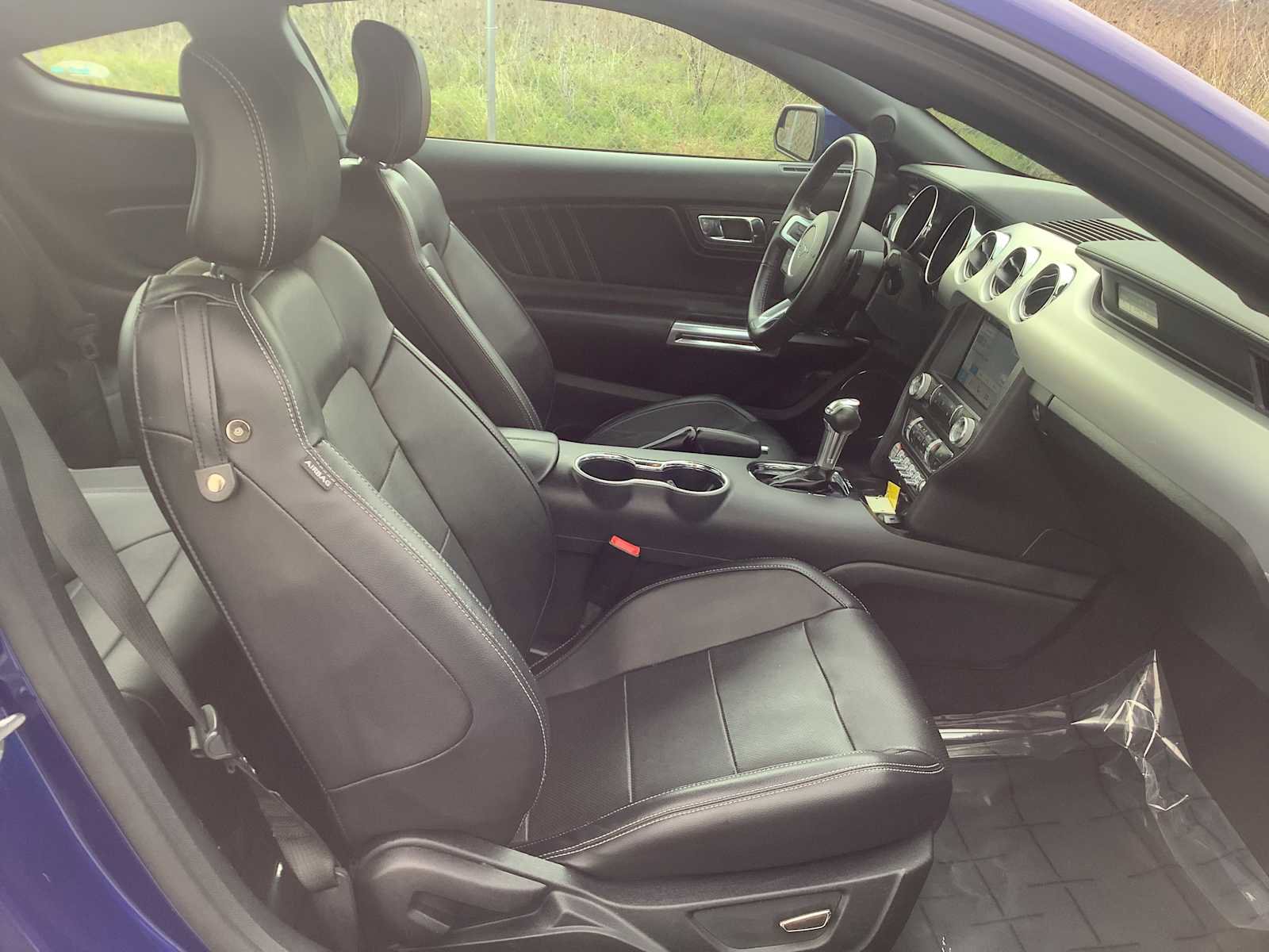 Used 2016 Ford Mustang Premium image 15