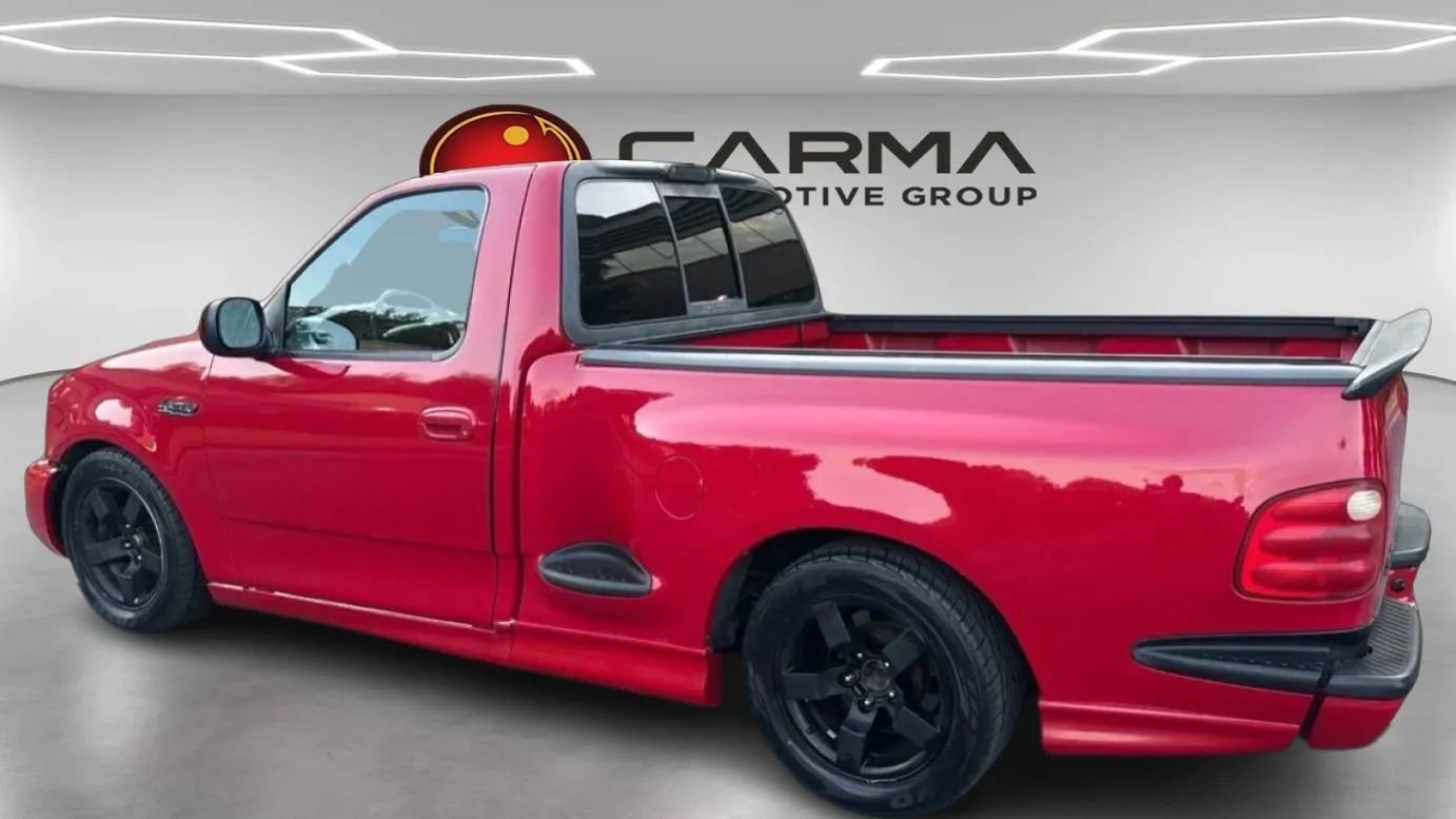 Used 2001 Ford F150 Lightning RWD image 4