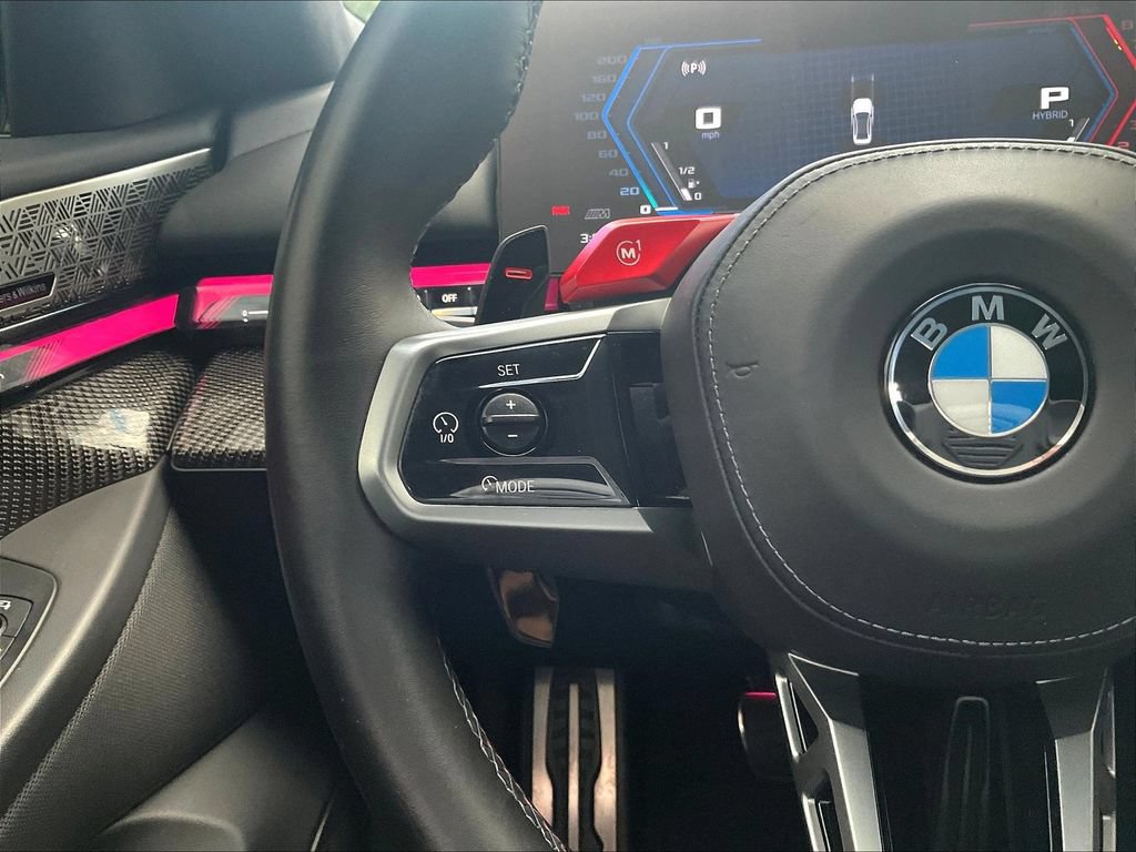 Used 2025 BMW M5 w/ Executive Package AWD/4WD image 11