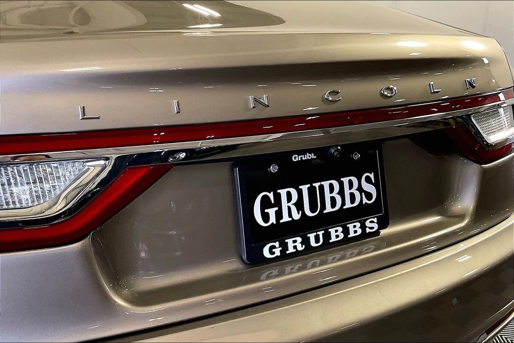 Used 2019 Lincoln Continental Reserve AWD/4WD image 41