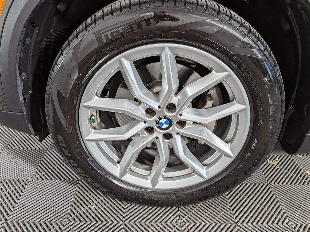 Certified 2023 BMW X5 xDrive40i w/ Executive Package image 51