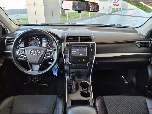 Used 2017 Toyota Camry SE FWD image 15