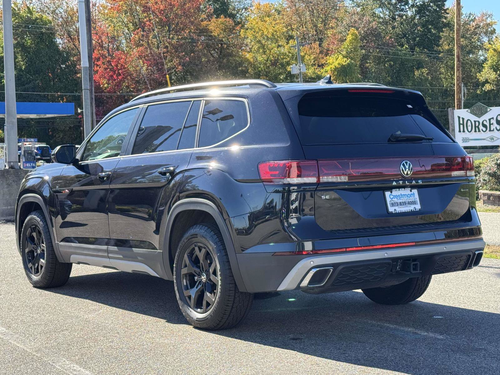 Certified 2026 Volkswagen Atlas Peak Edition AWD/4WD image 4