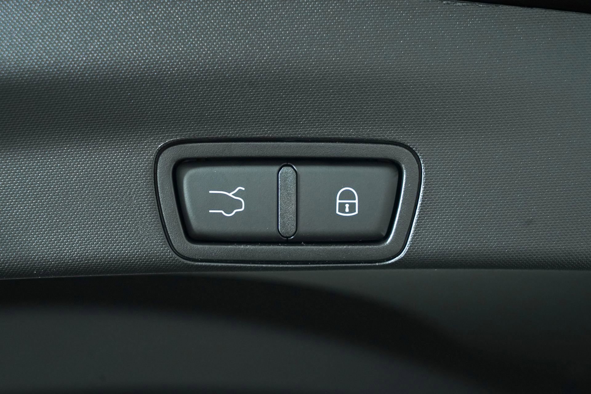 New 2025 Alfa Romeo Stelvio Sprint image 35