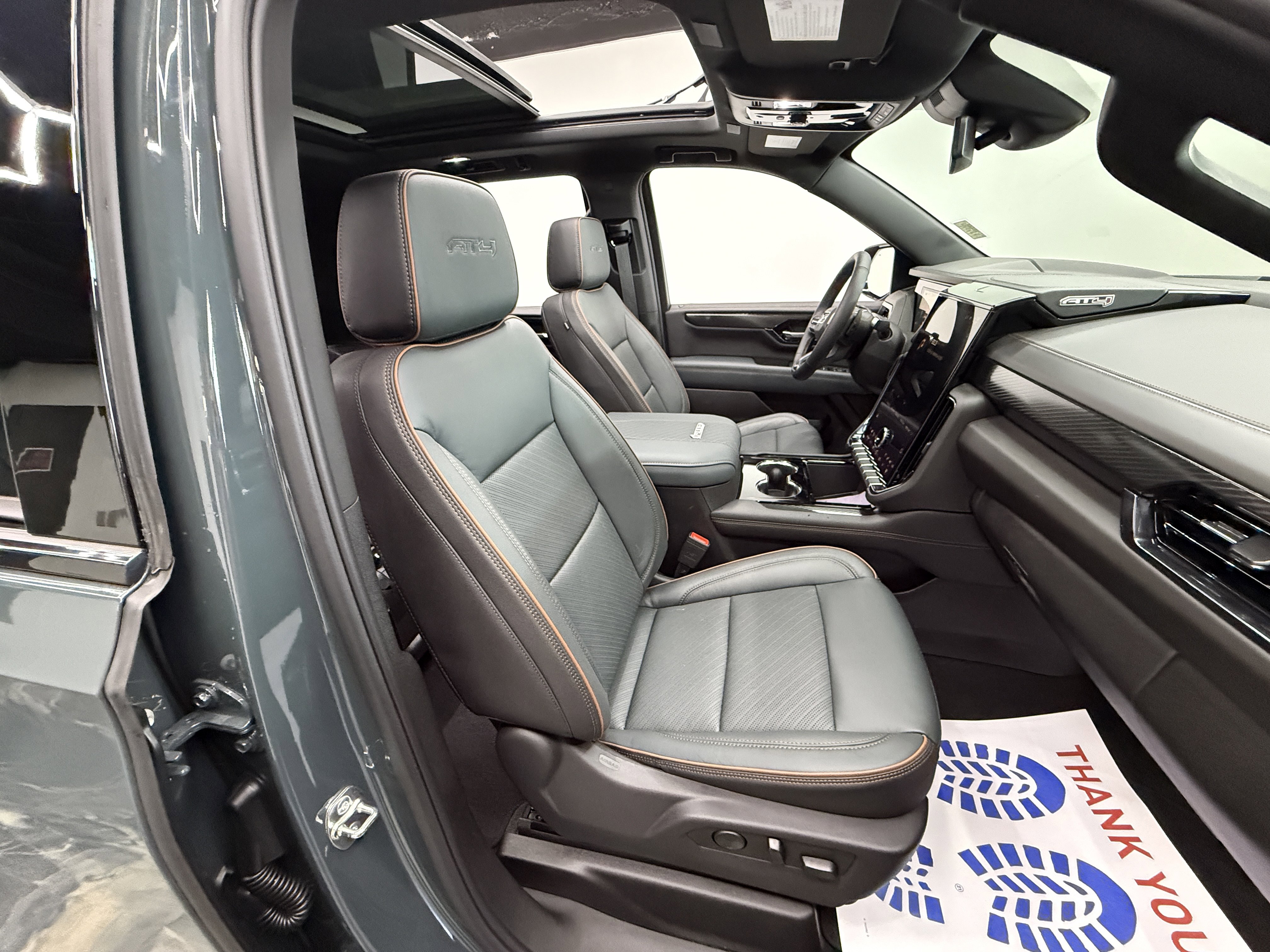 Used 2026 GMC Yukon AT4 image 26