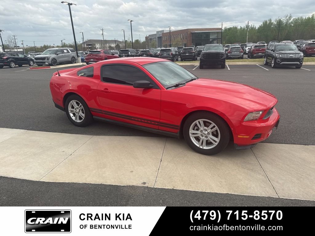 Used 2011 Ford Mustang Coupe w/ 101A Rapid Spec Order Code image 23
