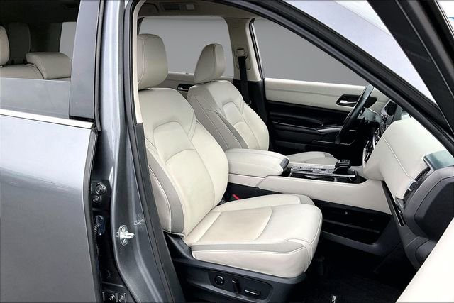 Used 2024 Nissan Pathfinder SL image 29
