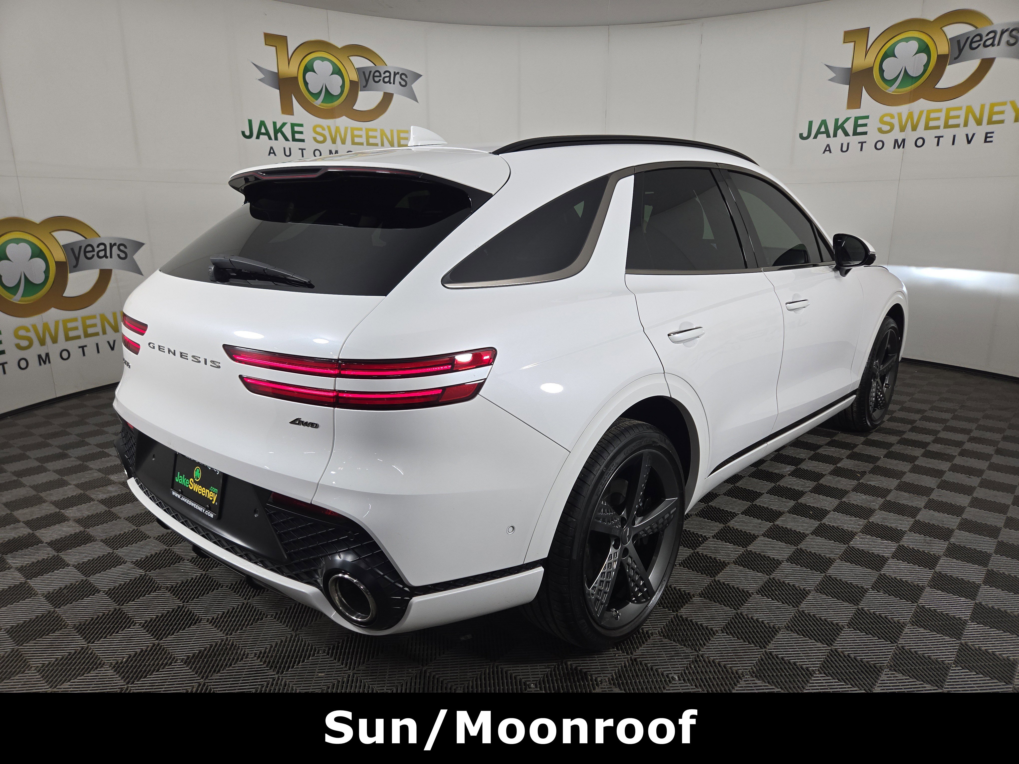 Used 2024 Genesis GV70 2.5T w/ Sport Prestige Package image 9