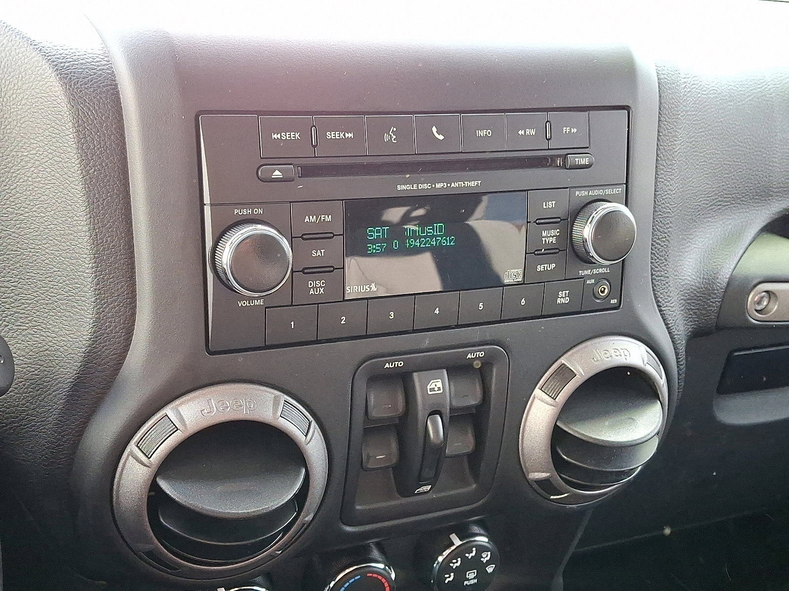 Used 2016 Jeep Wrangler Unlimited Sport w/ Quick Order Package 23S image 19