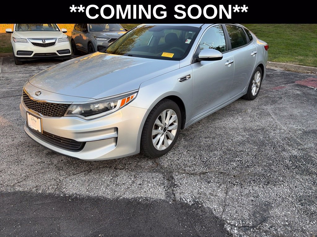 Used 2017 Kia Optima LX FWD 360° Tour