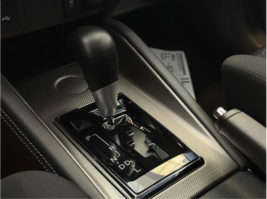 New 2027 Mitsubishi Outlander Sport FWD image 15