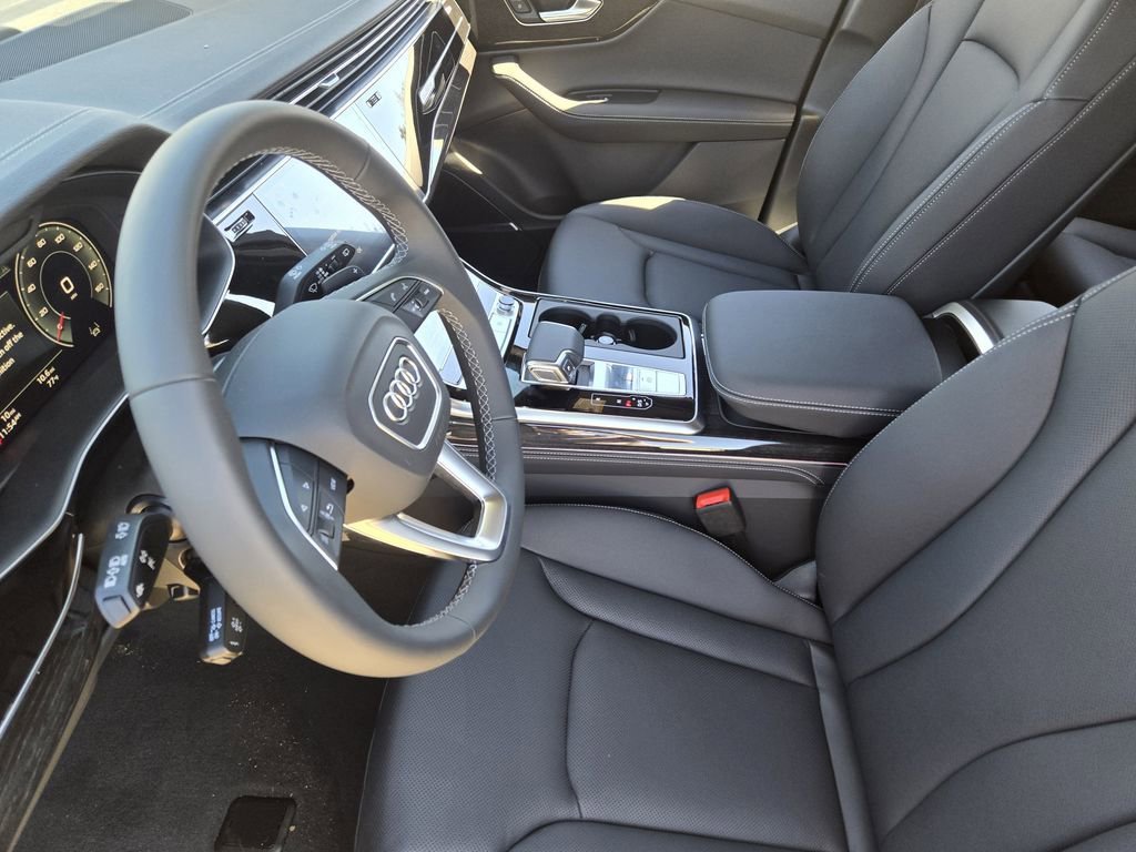 New 2026 Audi Q7 3.0T Premium Plus AWD/4WD image 17