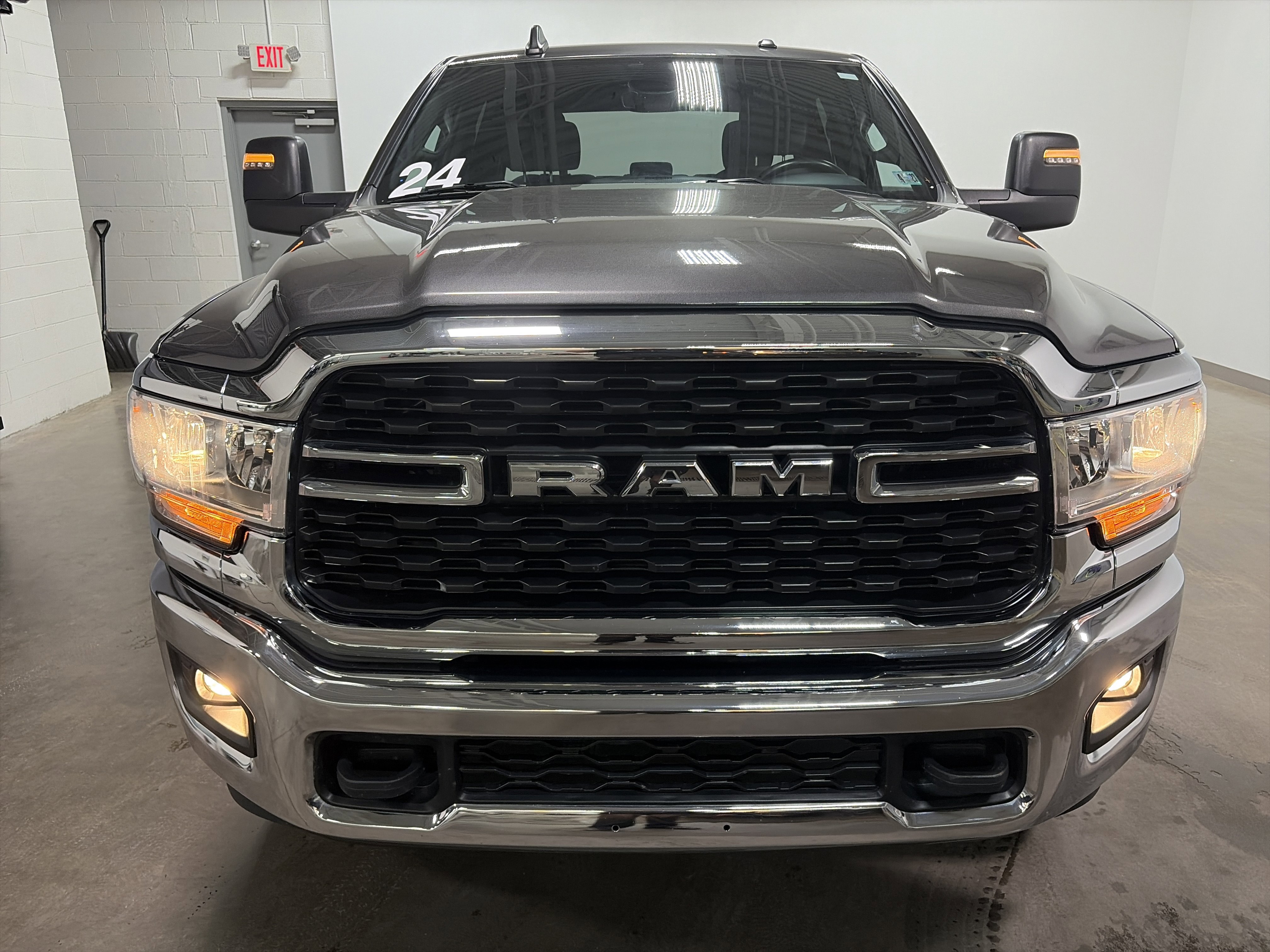 Used 2024 RAM 2500 Big Horn image 35