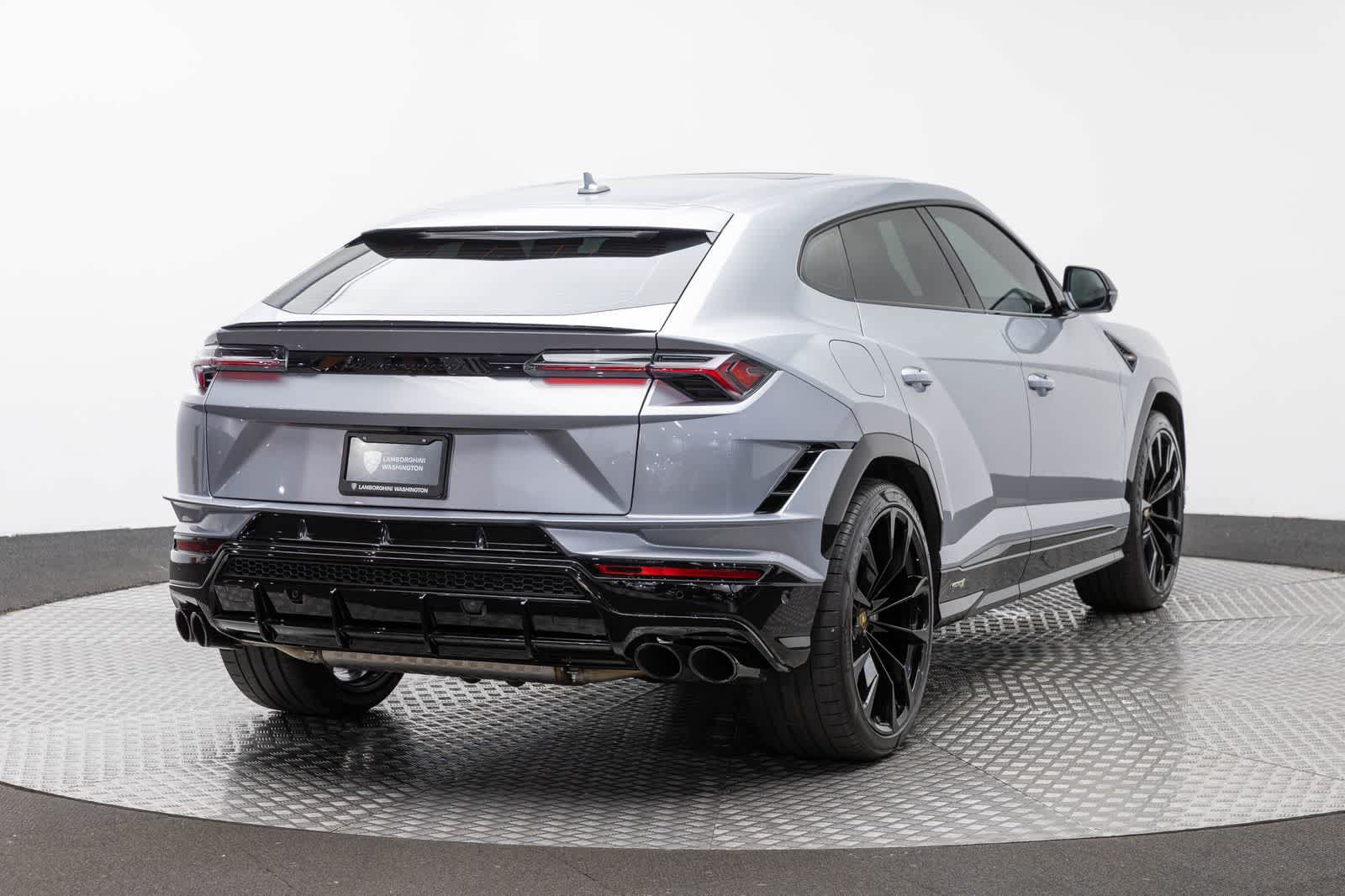 Used 2024 Lamborghini Urus S AWD/4WD image 22