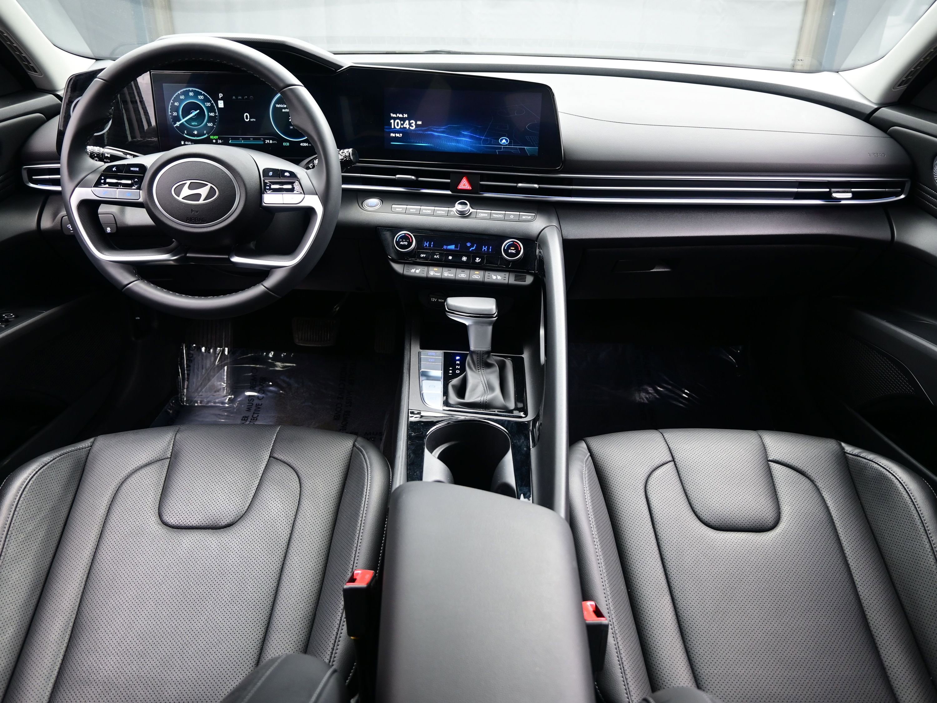 Certified 2025 Hyundai Elantra Limited image 17