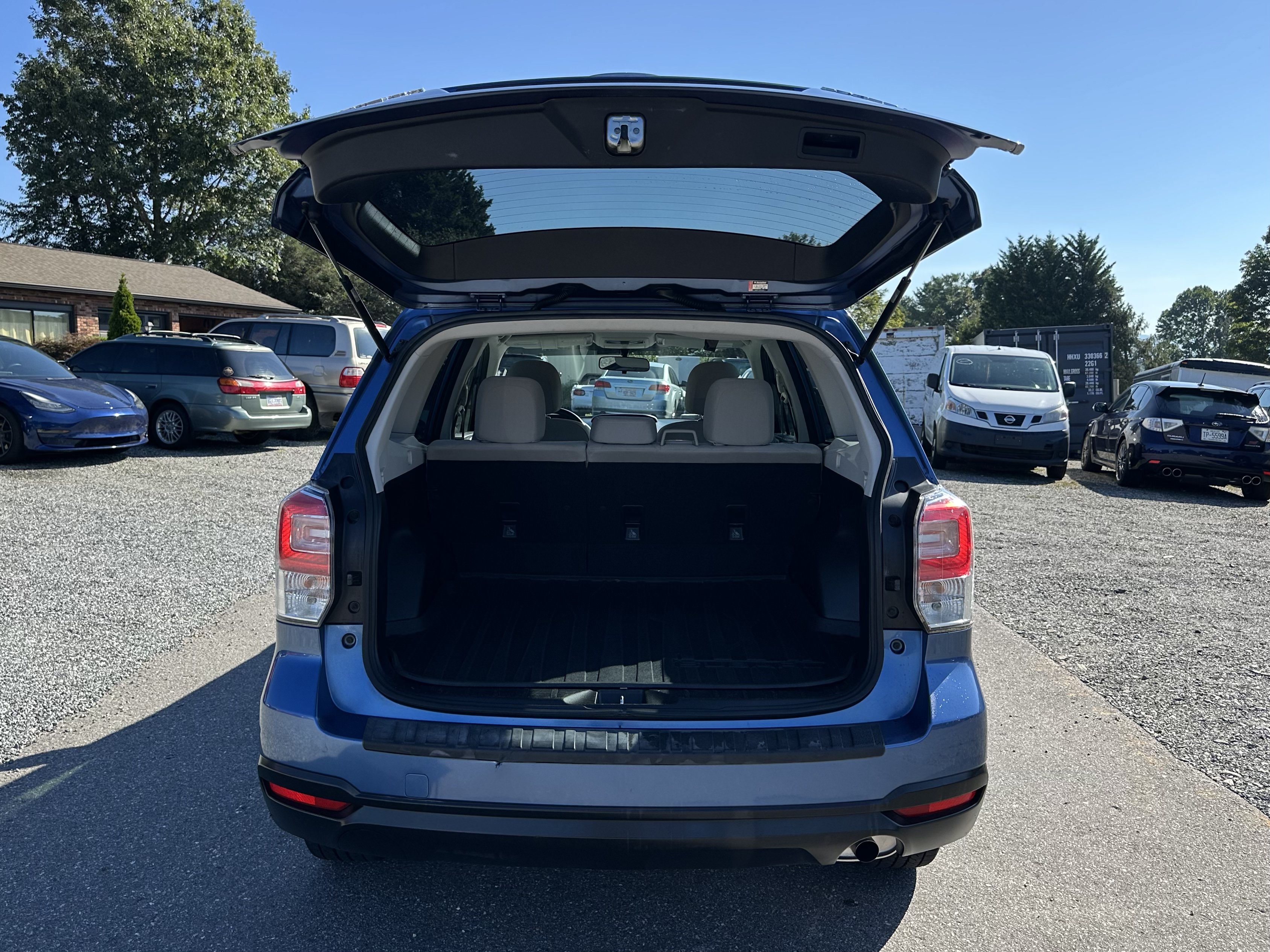 Used 2018 Subaru Forester 2.5i w/ Alloy Wheel Package AWD/4WD image 13