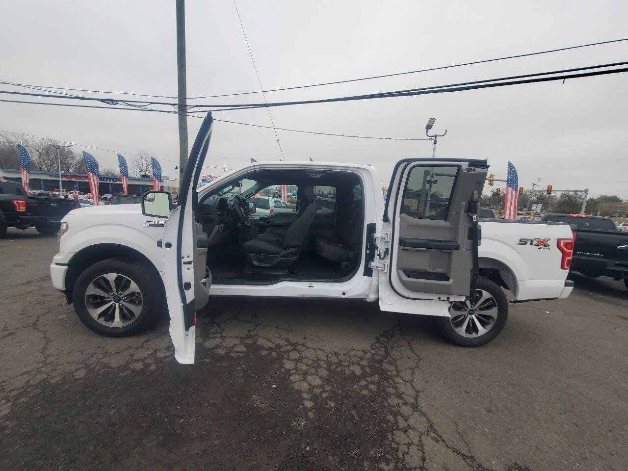 Used 2020 Ford F150 XL w/ Equipment Group 101A Mid image 9