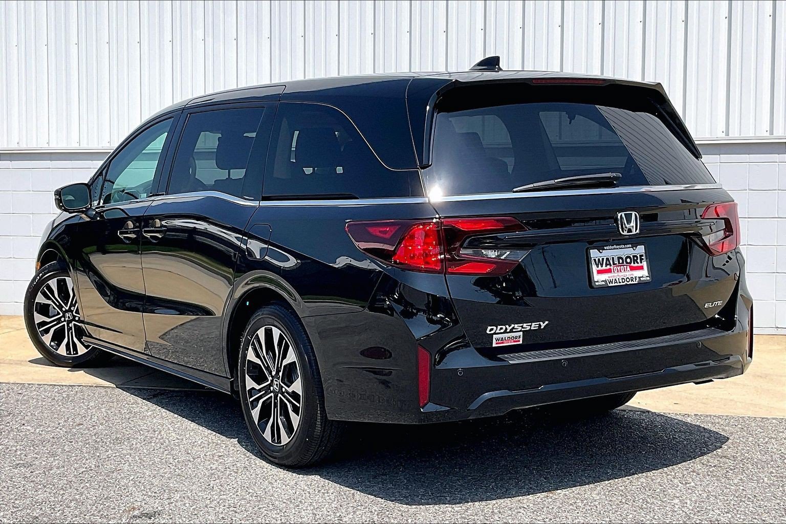 Used 2026 Honda Odyssey Elite image 15