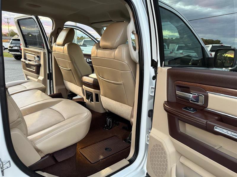 Used 2013 RAM 1500 Laramie w/ Convenience Group image 16