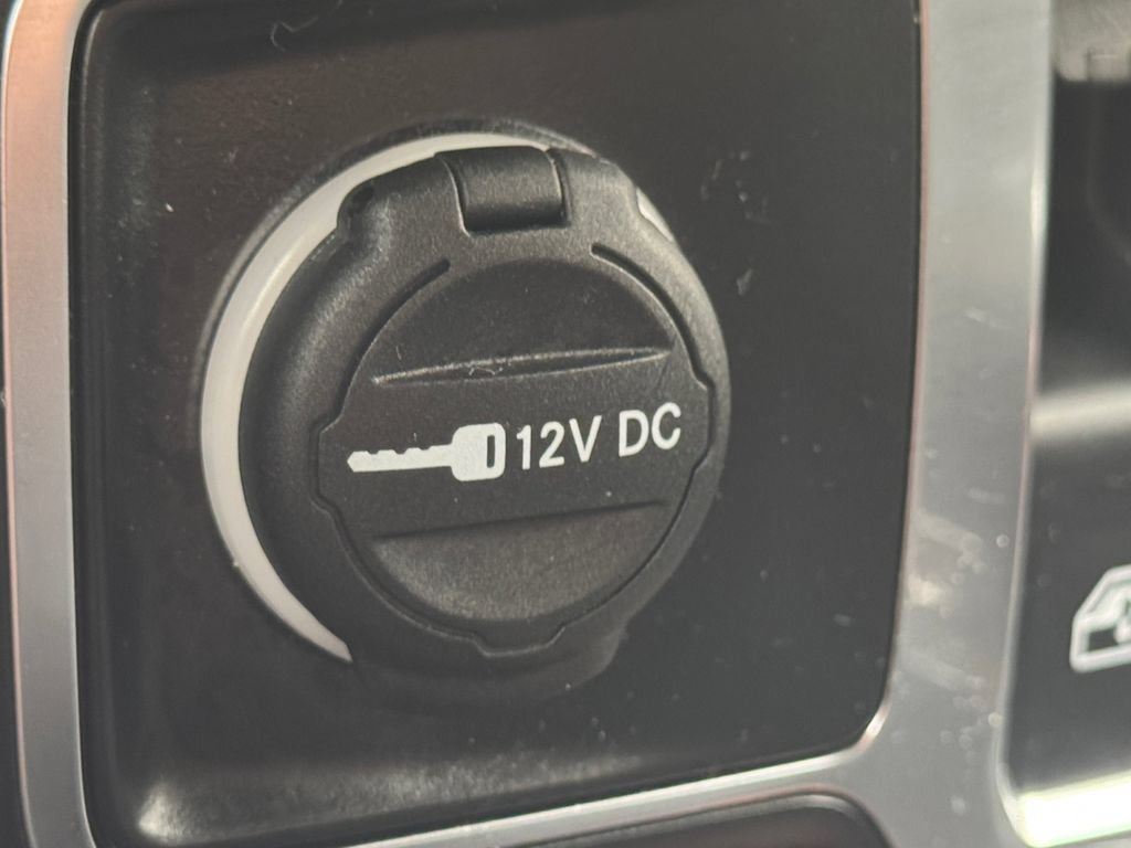 Used 2024 Jeep Wrangler Sport AWD/4WD image 32