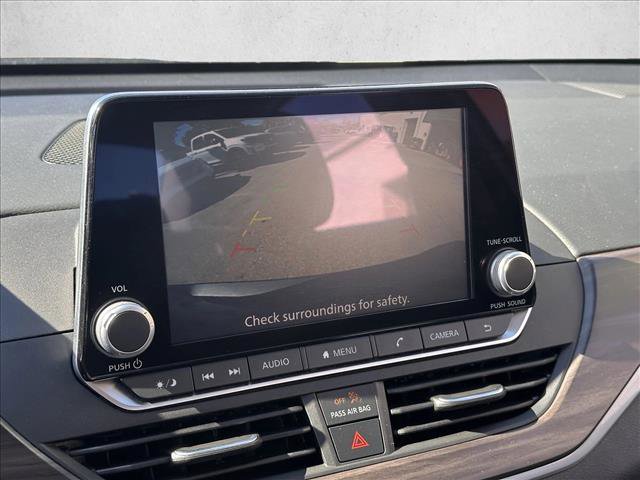 Used 2024 Nissan Altima 2.5 SV image 13