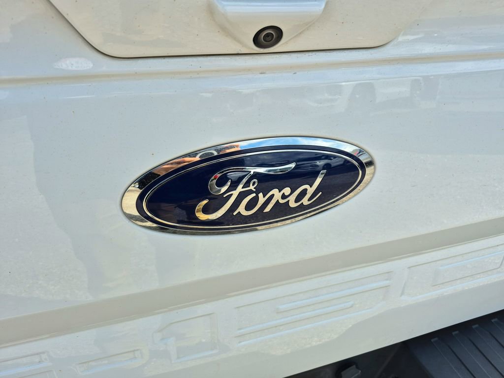 Used 2020 Ford F150 Lariat w/ Equipment Group 502A Luxury AWD/4WD image 12