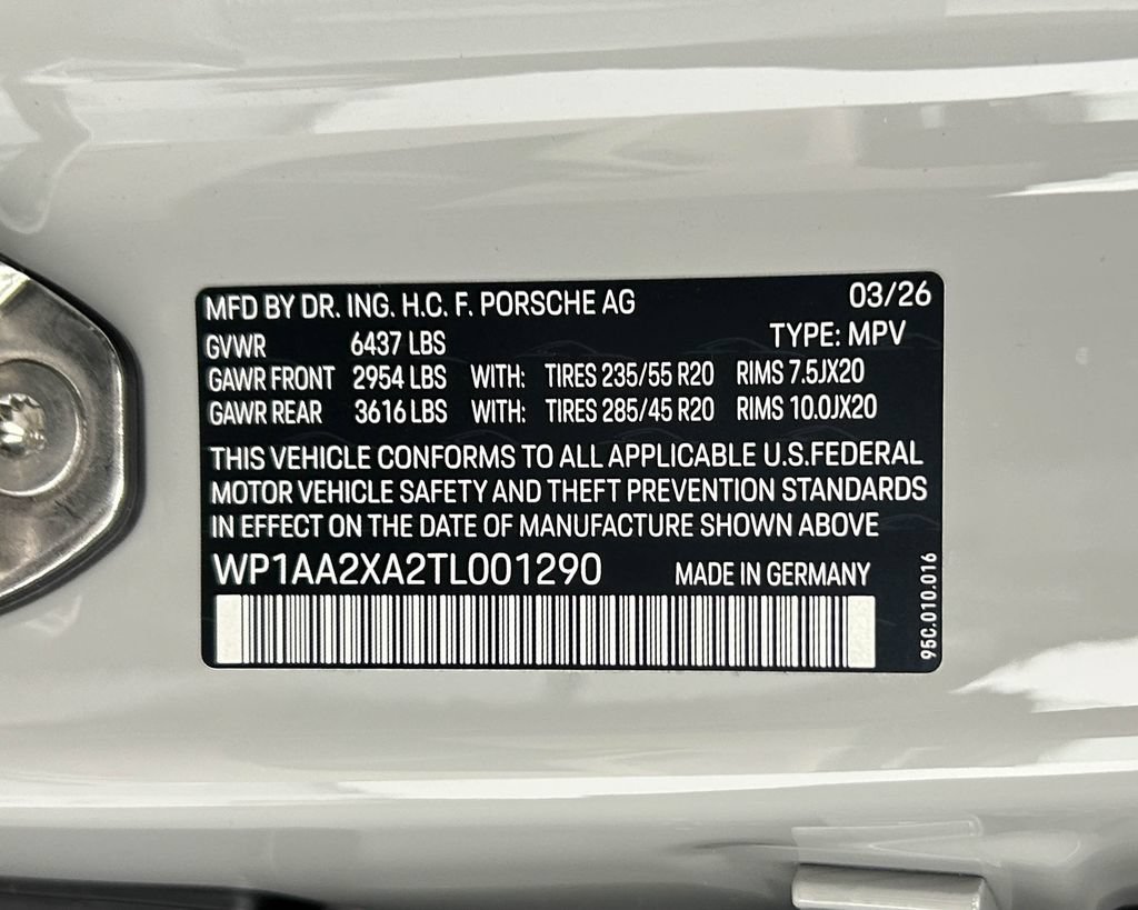 New 2026 Porsche Macan 4 Electric AWD/4WD image 32