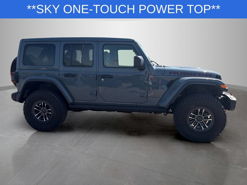 Used 2025 Jeep Wrangler Unlimited Rubicon AWD/4WD image 3