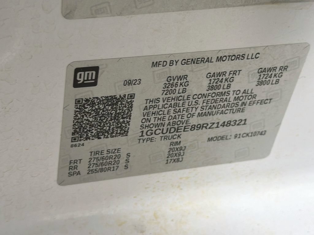 Used 2024 Chevrolet Silverado 1500 RST AWD/4WD image 29