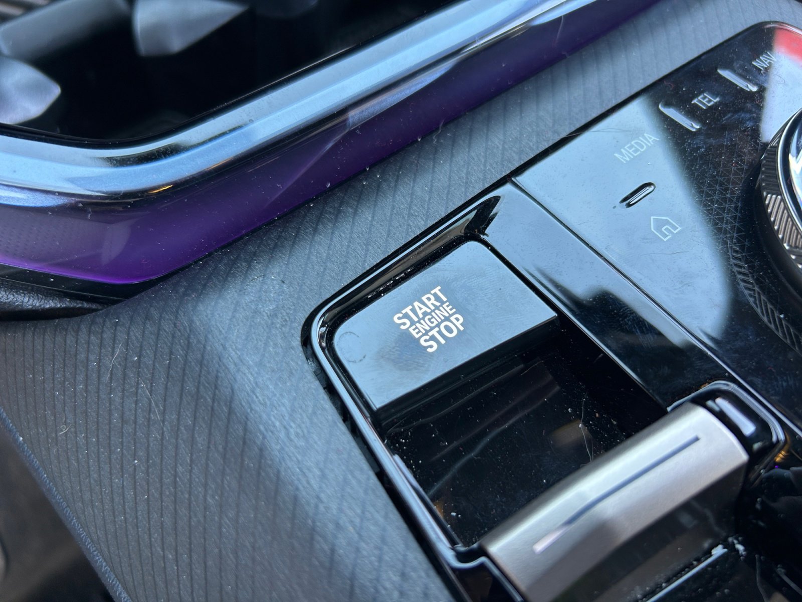 Used 2025 BMW X3 xDrive30i w/ Premium Package image 28