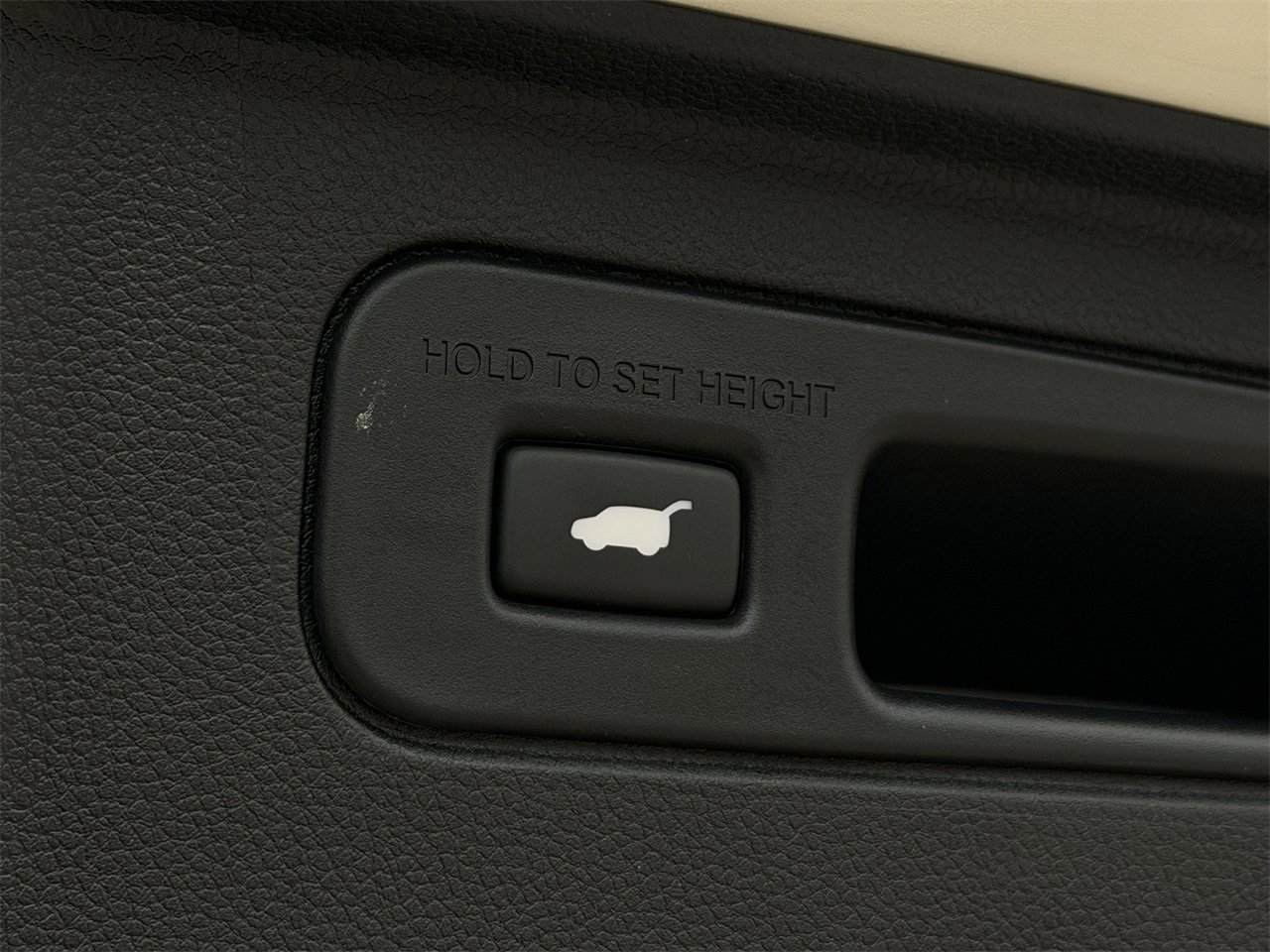 Used 2025 Honda Pilot EX-L image 29