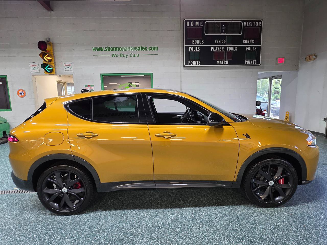 Used 2024 Dodge Hornet R/T Plus AWD/4WD image 5