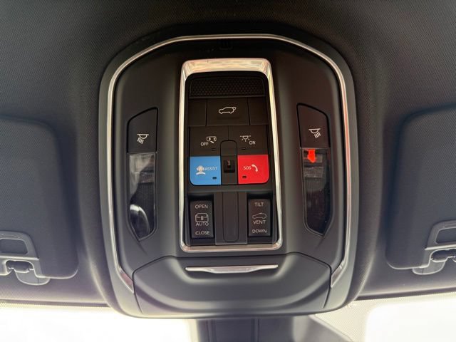 New 2026 Jeep Grand Cherokee Laredo X AWD/4WD image 18