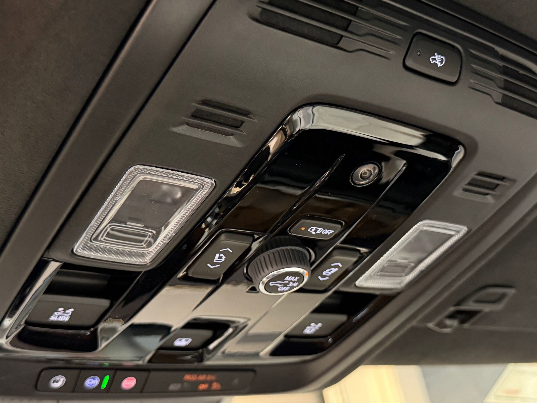 New 2026 Cadillac Escalade ESV Platinum Sport AWD/4WD image 46
