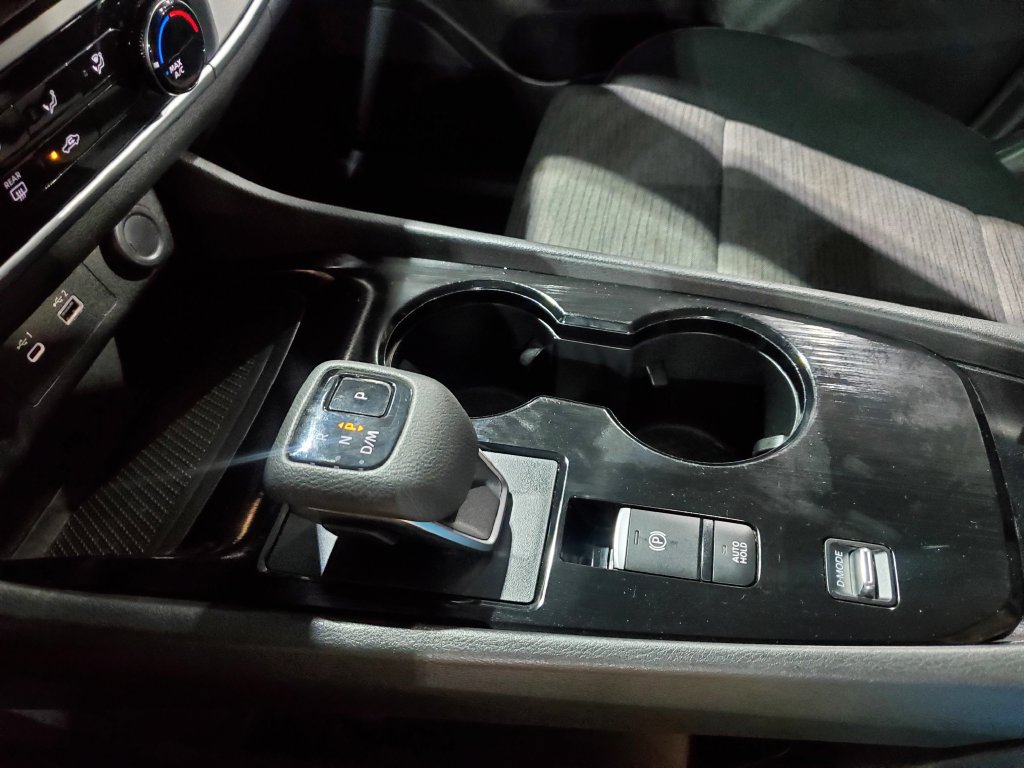 Used 2021 Nissan Rogue S FWD image 30