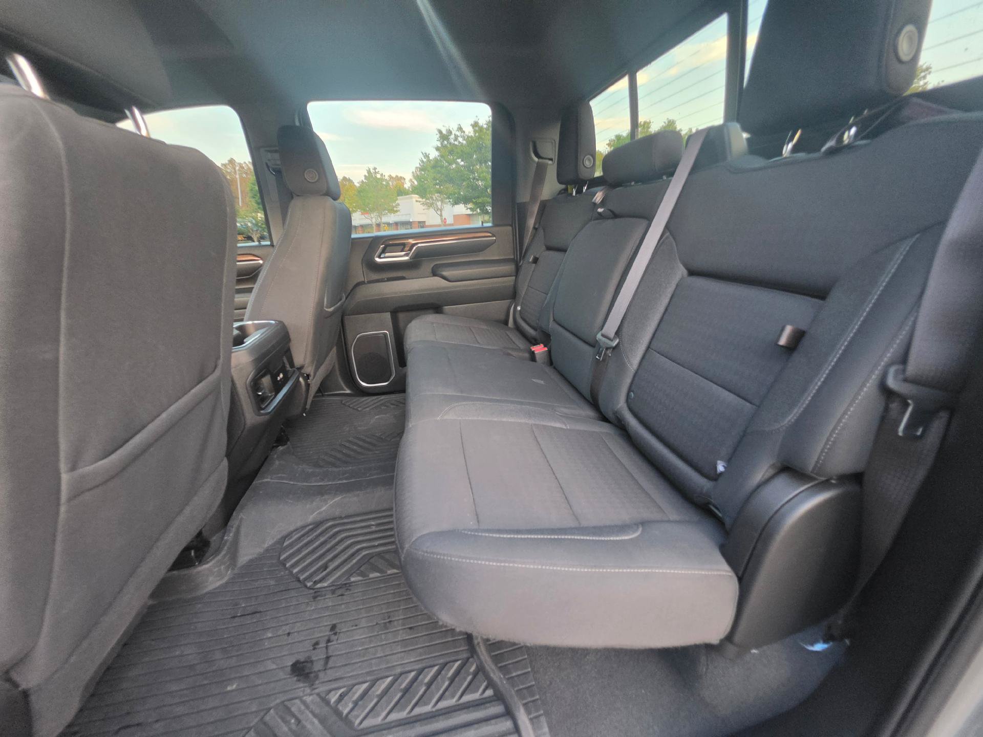 Used 2024 Chevrolet Silverado 2500 LT w/ All Star Edition AWD/4WD image 9