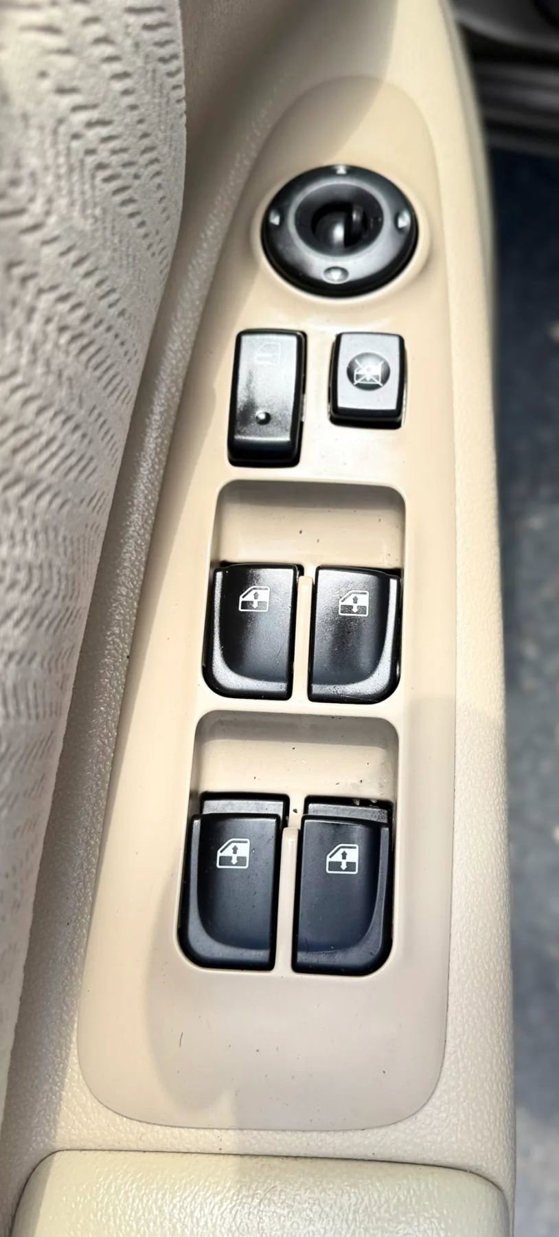 Used 2009 Kia Optima LX FWD image 21