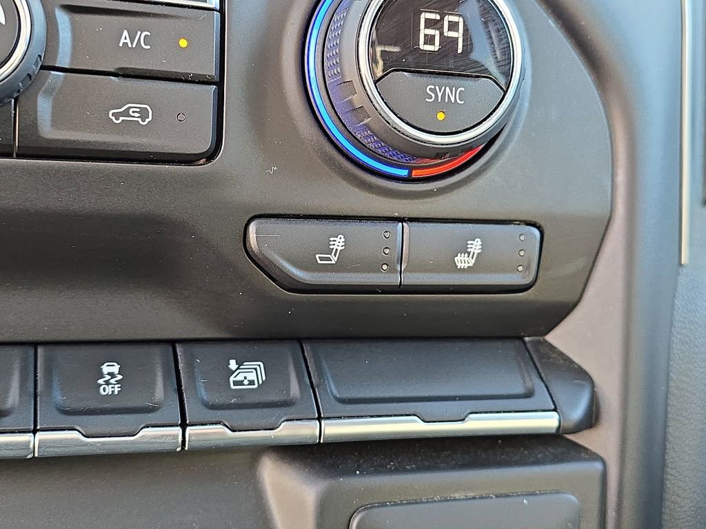 Used 2020 Chevrolet Silverado 1500 RST w/ All-Star Edition image 43