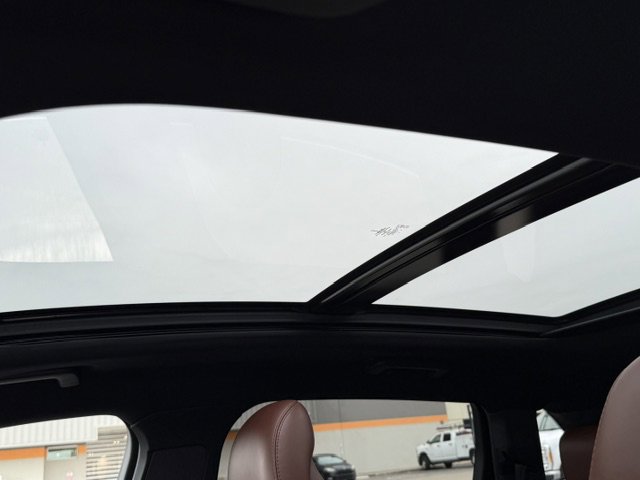 Used 2018 Lincoln MKX Reserve FWD image 27