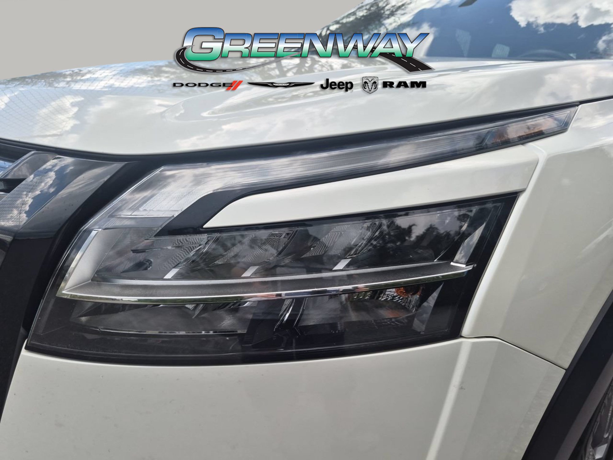 Used 2022 Nissan Pathfinder SL w/ SL Premium Package FWD image 30