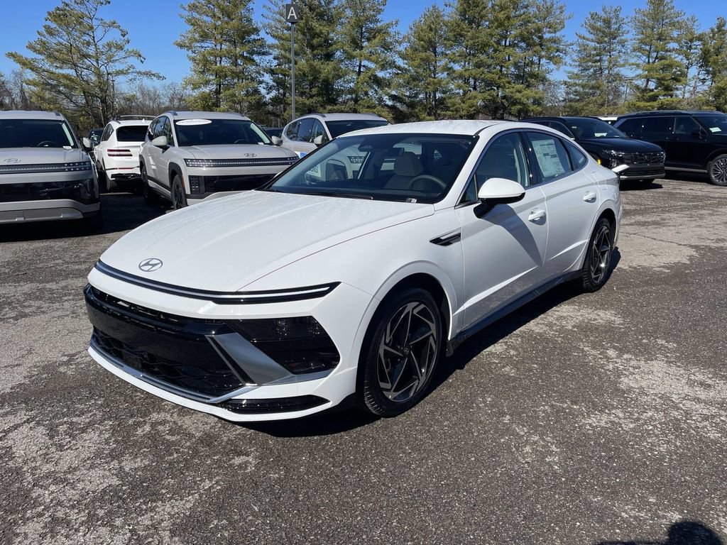 New 2026 Hyundai Sonata SEL FWD image 3