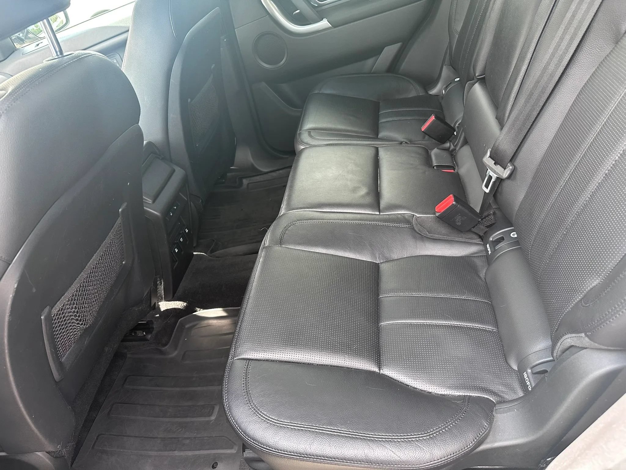 Used 2017 Land Rover Discovery Sport HSE AWD/4WD image 20