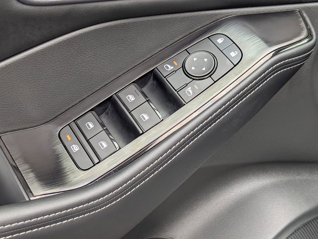 New 2026 Nissan Rogue SV FWD image 12