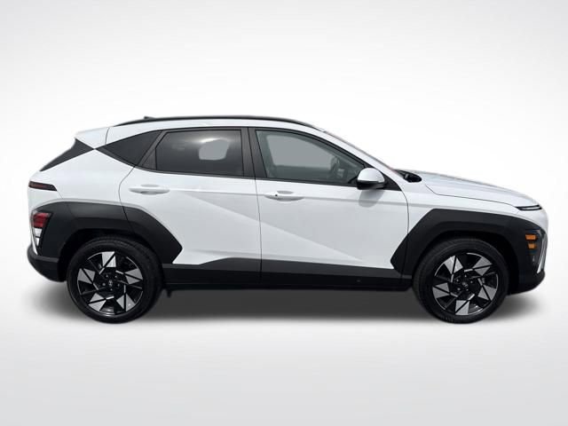 Certified 2025 Hyundai Kona SEL image 6
